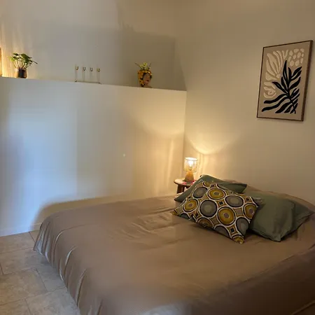 La Petite Parenthese Apartment